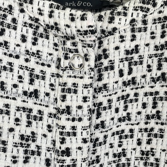 Button down jacket - Picture 5 of 10